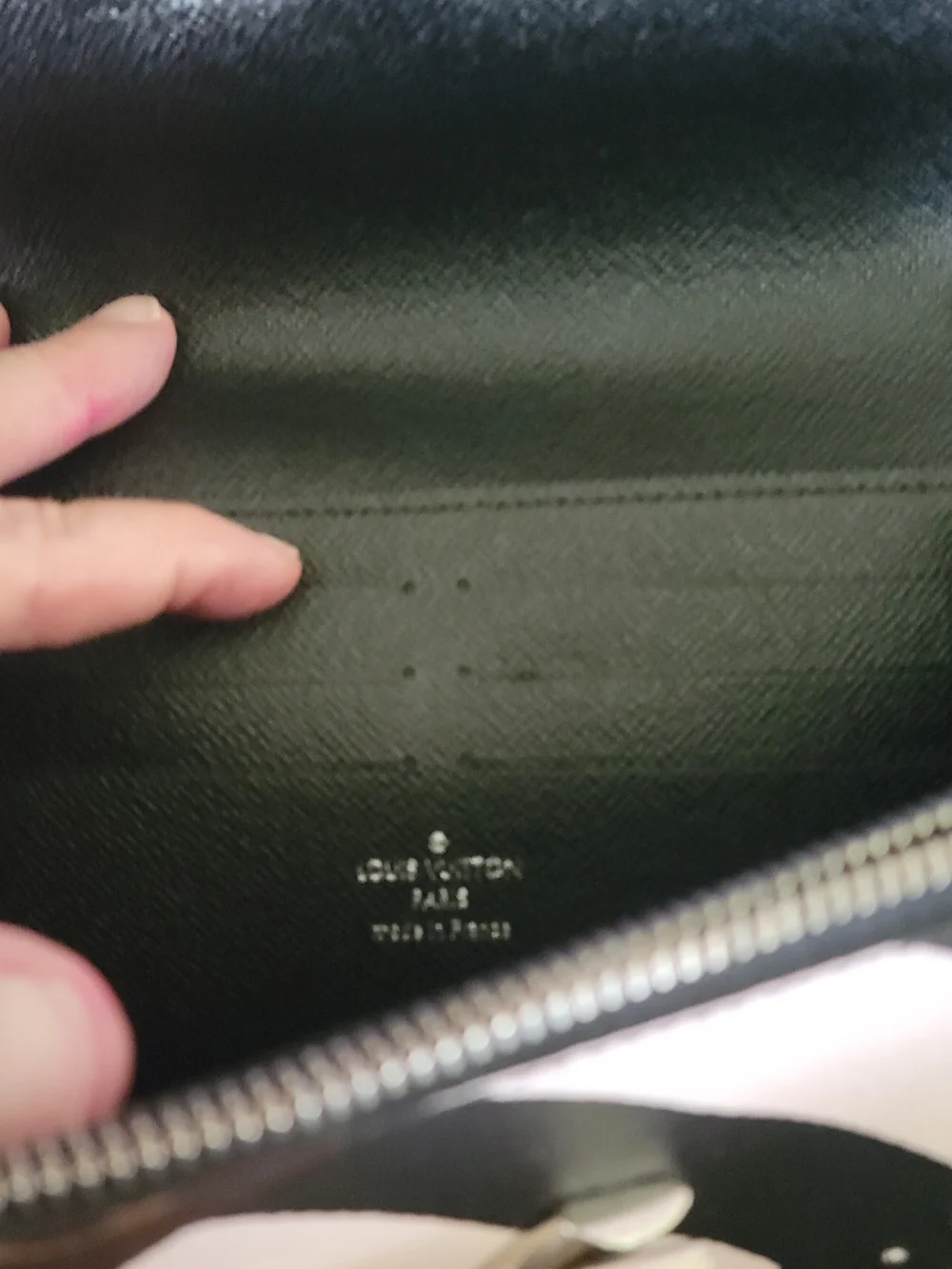 Louis Vuitton Limited Edition Twist Walket On Chain Crossbody Bag